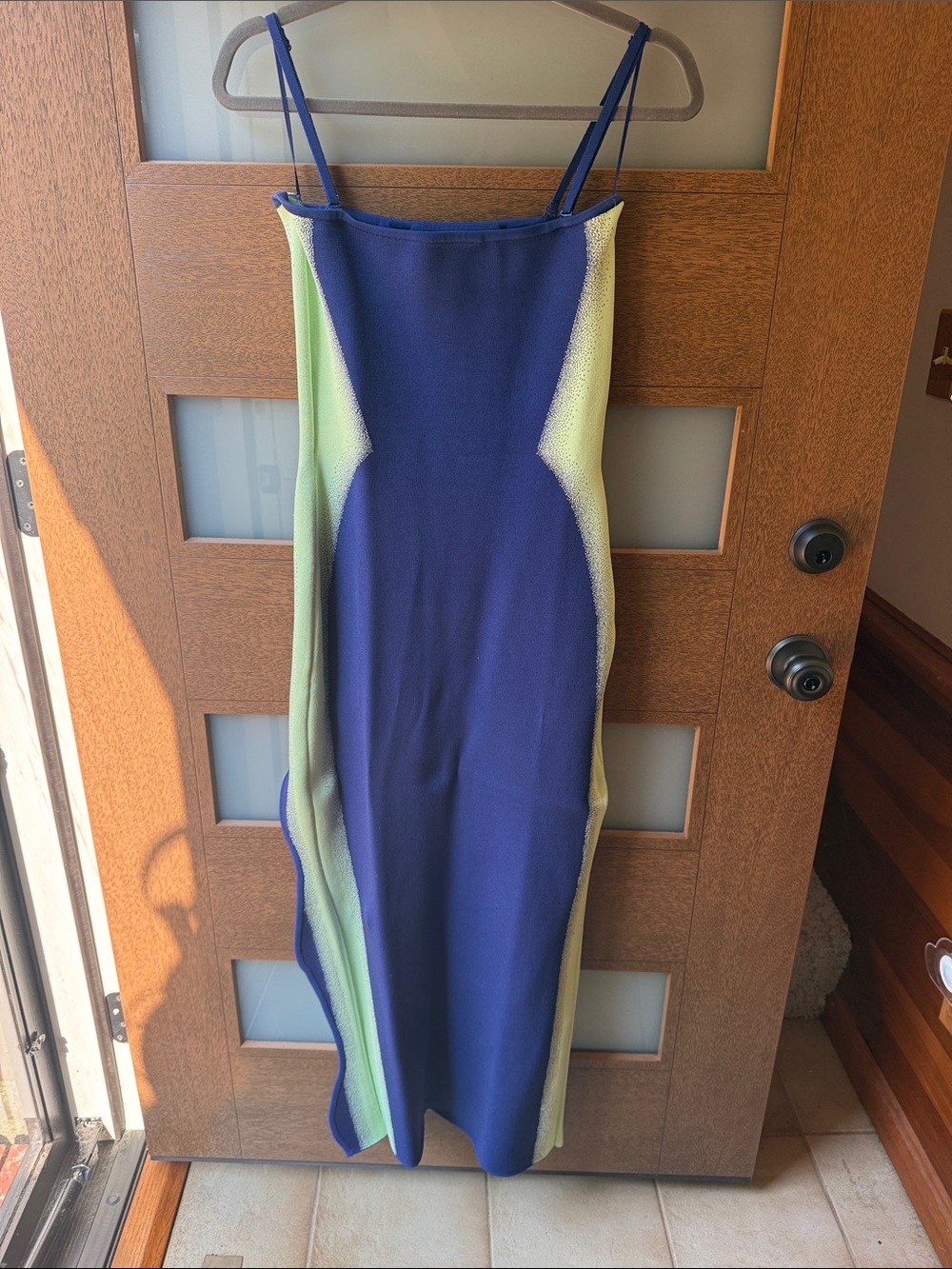 PH5 knitted dress with wavy cutout - Picture 2 of 4